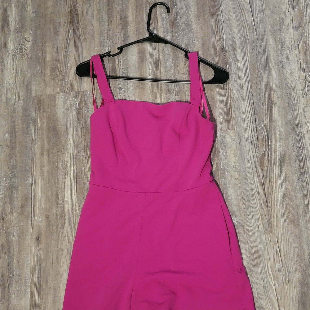 Elegant Pink Sleeveless Dress